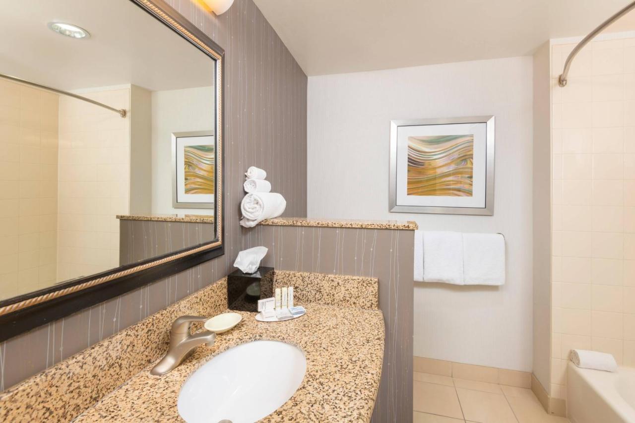 Courtyard Phoenix North / Happy Valley Екстериор снимка