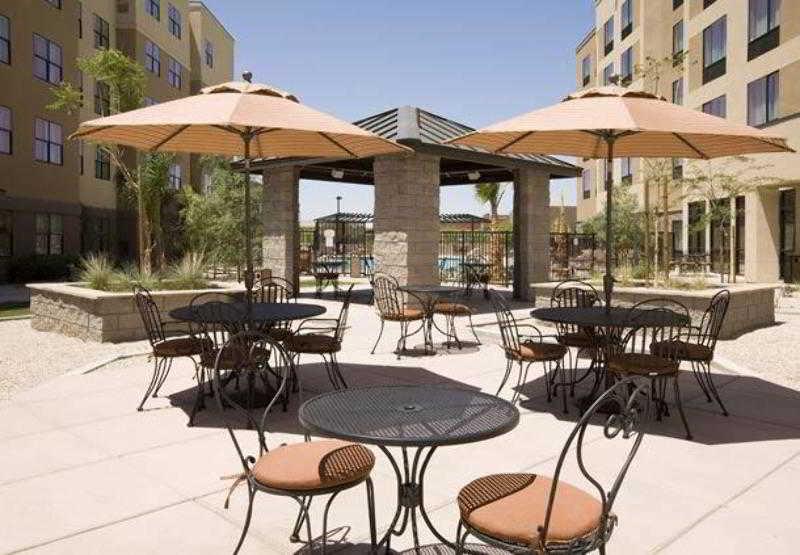 Courtyard Phoenix North / Happy Valley Ресторант снимка